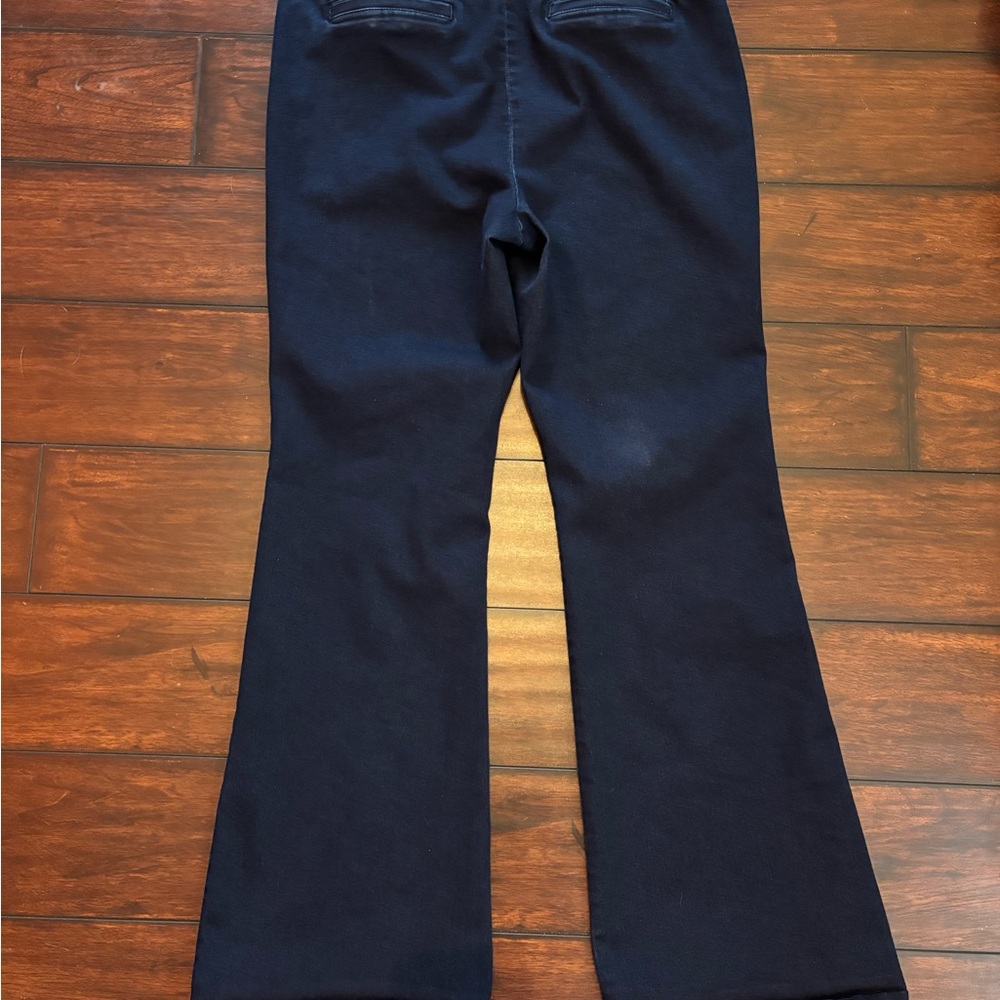 Anne Klein AK High Rise Flare Jeans – Dark Wash – Size L - Picture 5 of 7